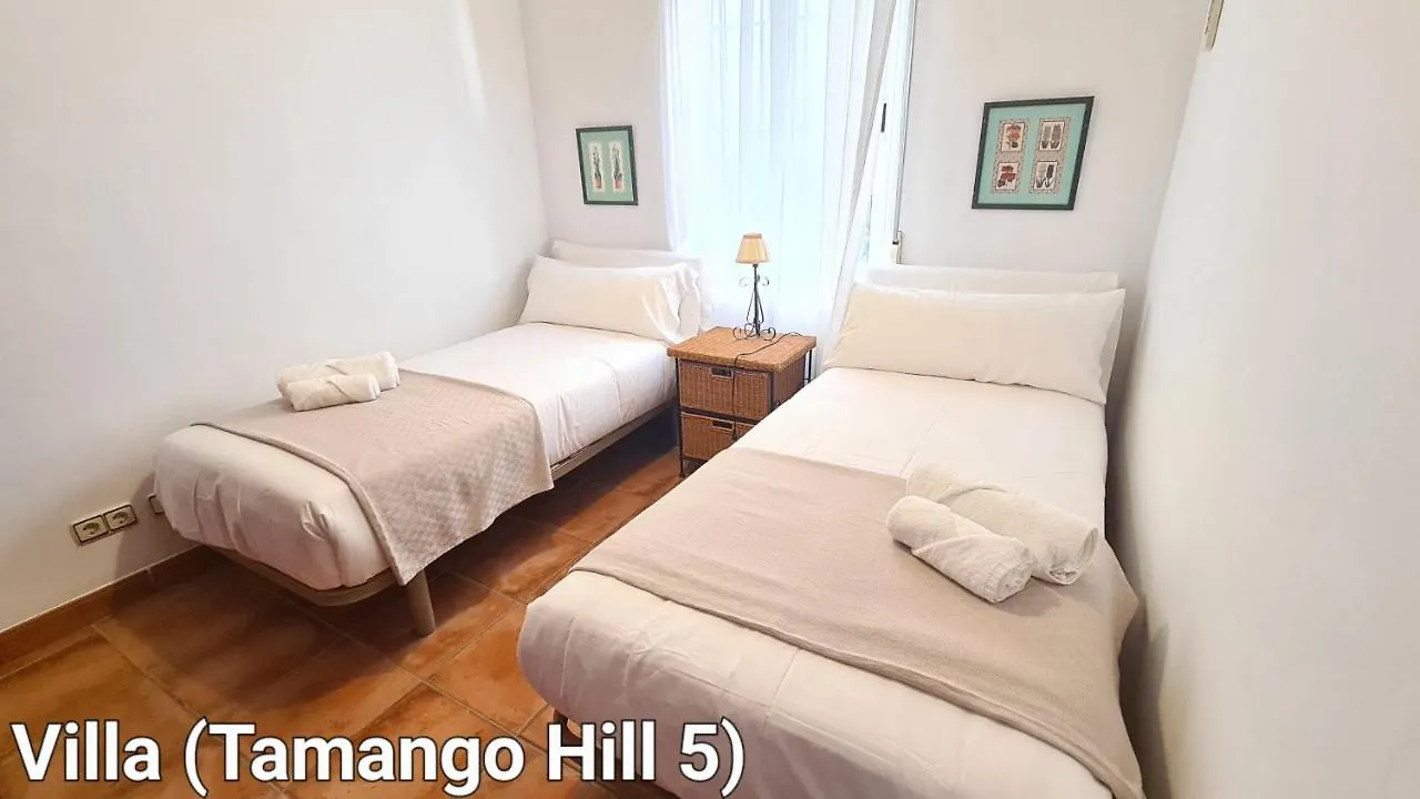 Silhouse Nerja Villas Beach 0*,