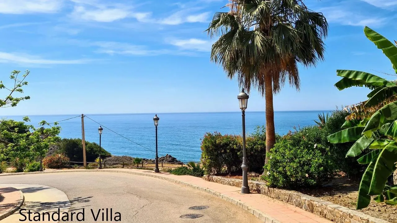 Silhouse Nerja Villas Beach