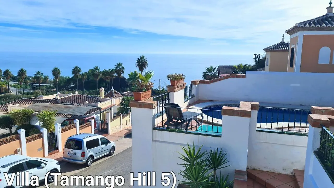 Silhouse Nerja Villas Beach إسبانيا